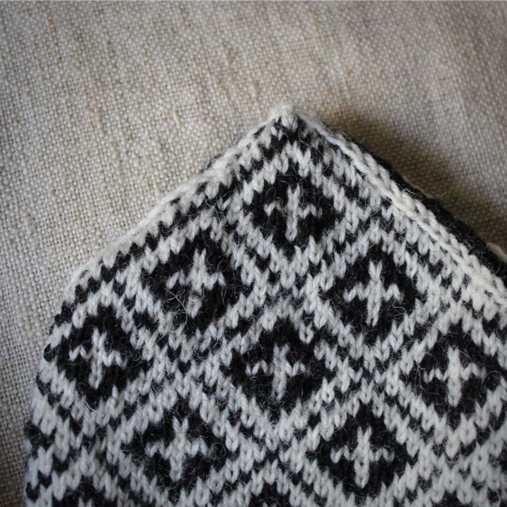 Raussin Lienan kirjat kärkikavennukset.