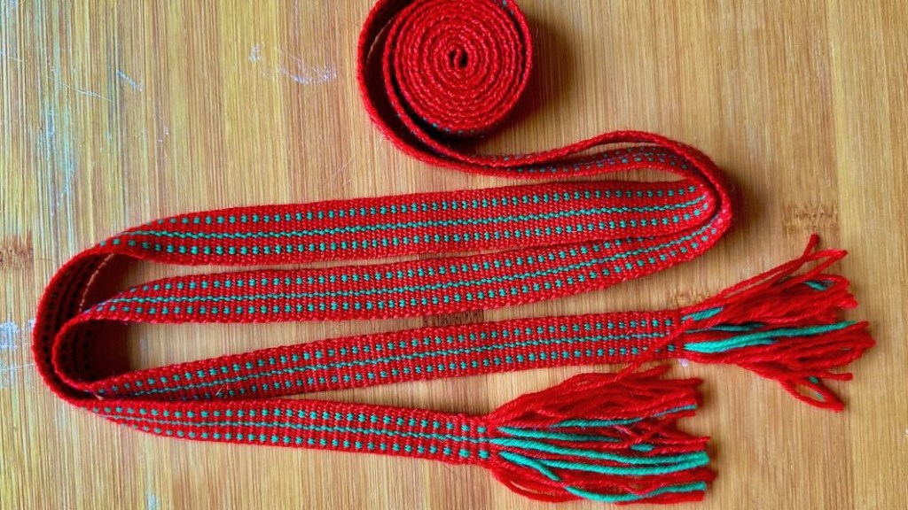 Seiskarilaisen vironvyön mukaan tehty malli.