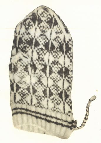 Kyntteliköt kirjokintaat.