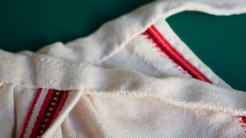 Vyötärökaitaleen päät.