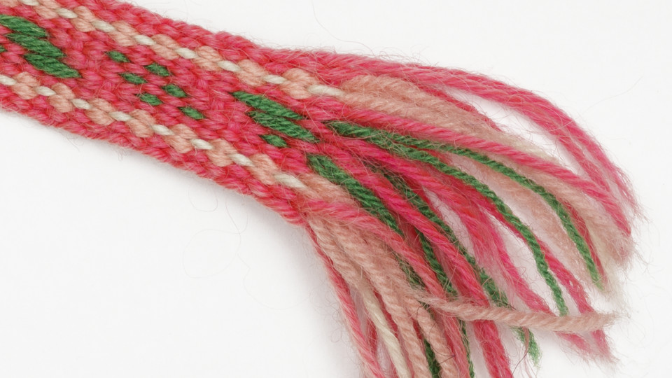 Alkuperäinen lavansaarelainen pirtanauha