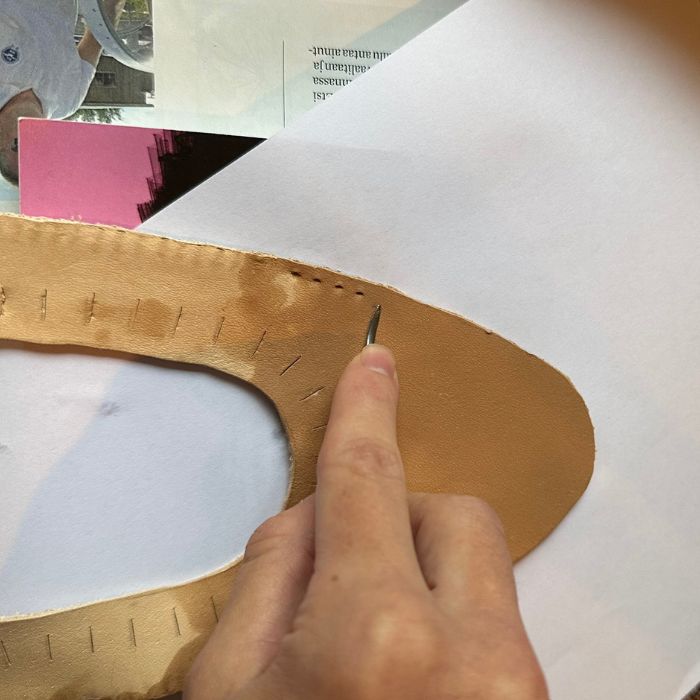 Ruohikengän päälliskappale oikealta puolelta.